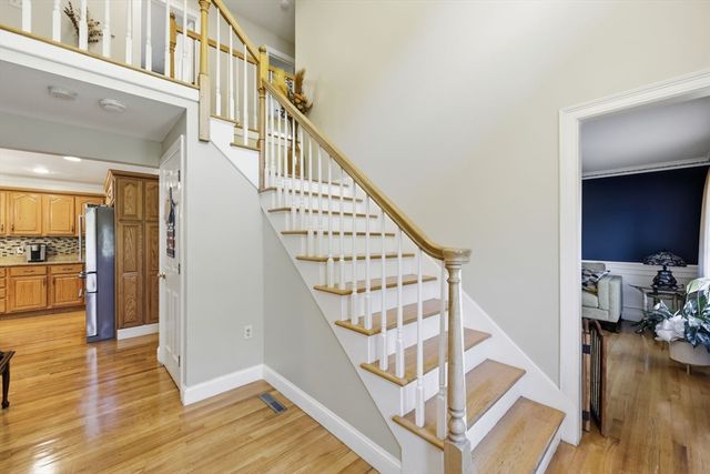 24 Jeanne Marie Dr, Westfield, MA 01085