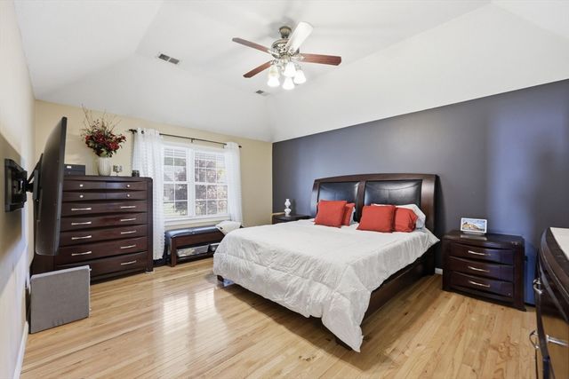 24 Jeanne Marie Dr, Westfield, MA 01085