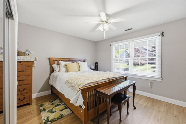 24 Jeanne Marie Dr, Westfield, MA 01085