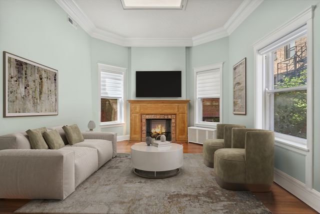 1350 N State Parkway 3S, Chicago, IL 60610