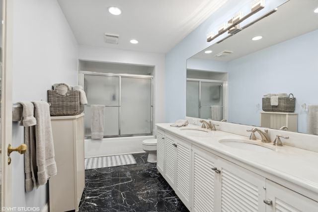 1350 N State Parkway 3S, Chicago, IL 60610