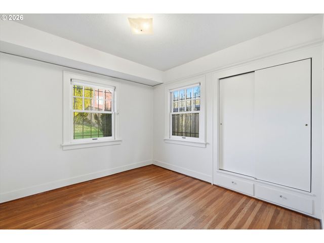 2605 Se GRANT St, Portland, OR 97214