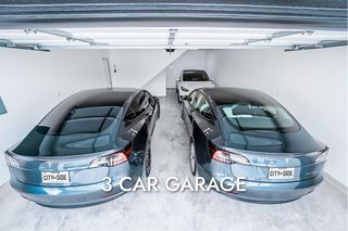 2704 Grand Fountains Drive E, Houston, TX 77054