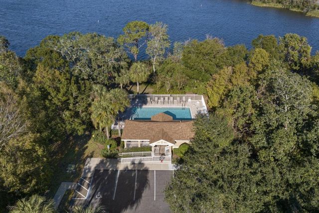 660 SPRING LAKE CIRCLE, Tarpon Springs, FL 34688