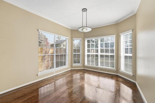 15606 Lago Villa Drive, Tomball, TX 77377