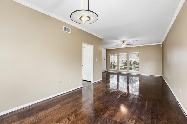 15606 Lago Villa Drive, Tomball, TX 77377