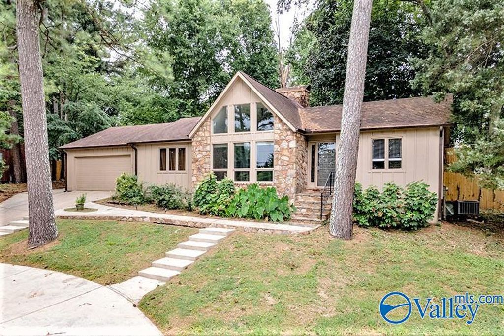 710 Crestview Drive, Madison, AL 35758