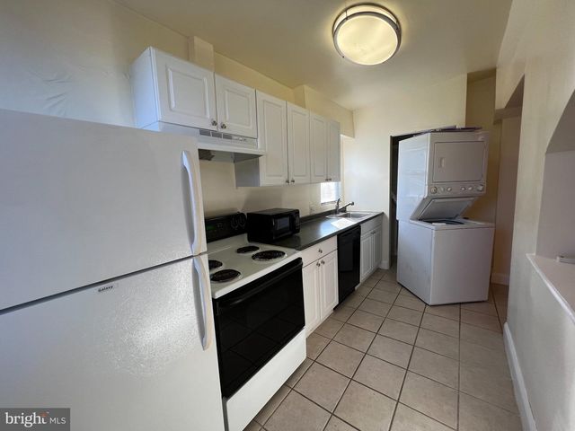 1819 D ST NE, Washington, DC 20002