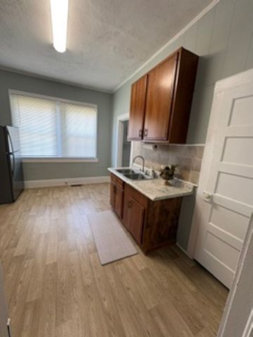 1203 Goddard Avenue, Seneca, SC 29678