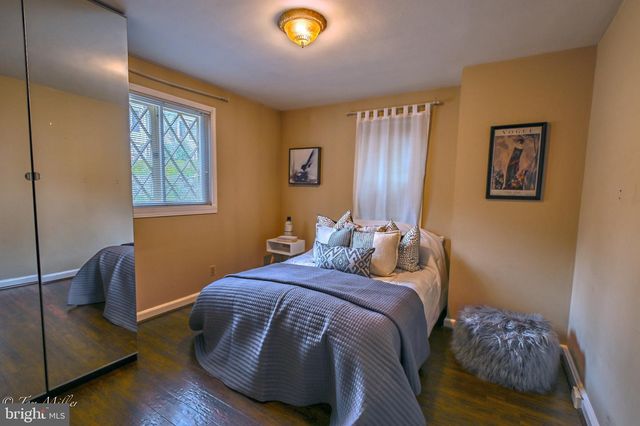 5815 LOCHLEA RD, Baltimore, MD 21209