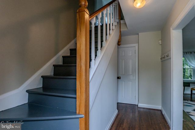 5815 LOCHLEA RD, Baltimore, MD 21209