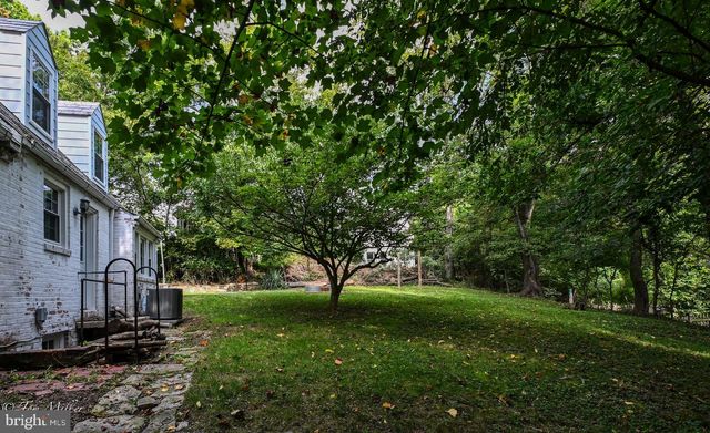 5815 LOCHLEA RD, Baltimore, MD 21209