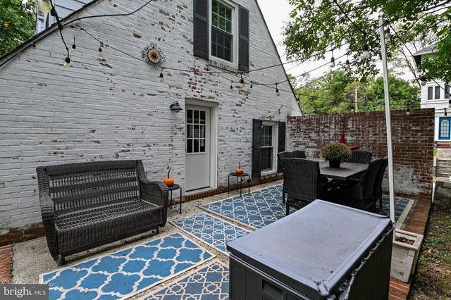 5815 LOCHLEA RD, Baltimore, MD 21209