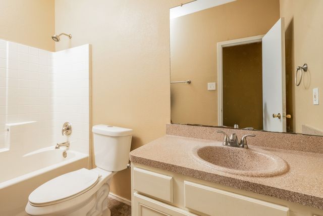 1611 Emily Lane, Seagoville, TX 75159