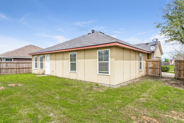 1611 Emily Lane, Seagoville, TX 75159