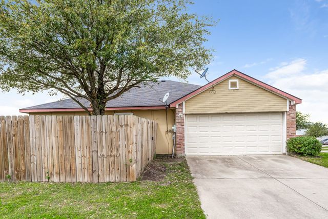 1611 Emily Lane, Seagoville, TX 75159