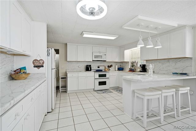 9791 W Cedar Street, Crystal River, FL 34428