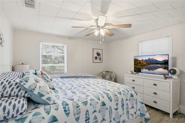 9791 W Cedar Street, Crystal River, FL 34428