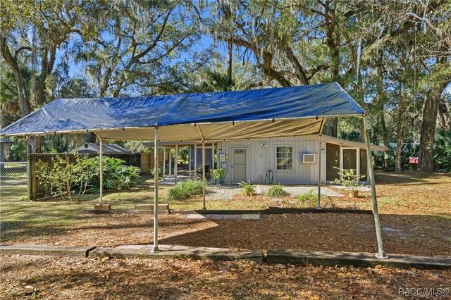 9791 W Cedar Street, Crystal River, FL 34428