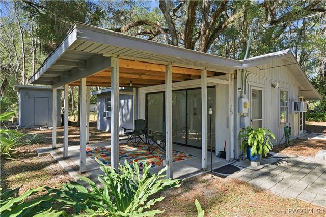 9791 W Cedar Street, Crystal River, FL 34428