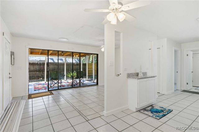 9791 W Cedar Street, Crystal River, FL 34428