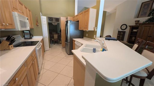5660 Northboro DR 202, Naples, FL 34110