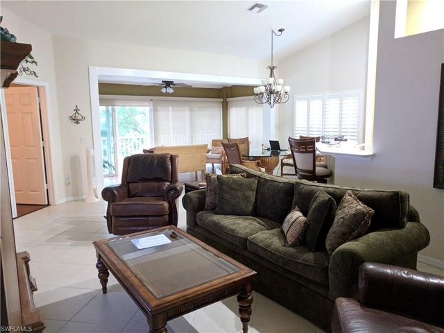5660 Northboro DR 202, Naples, FL 34110