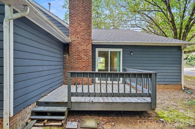 11616 Bowsby Court, Charlotte, NC 28215