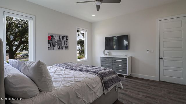 132 Markham Drive, Gulfport, MS 39507