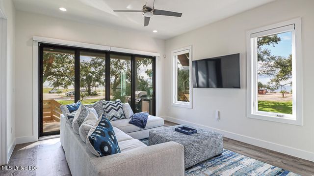 132 Markham Drive, Gulfport, MS 39507