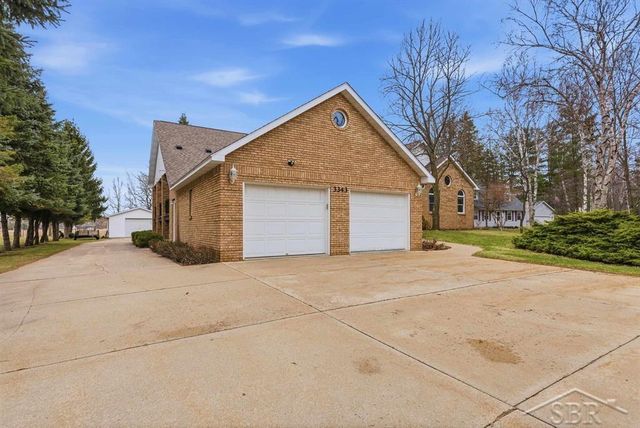3343 E Ryan Drive, Midland, MI 48642