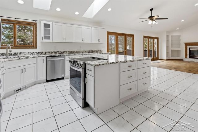 3343 E Ryan Drive, Midland, MI 48642