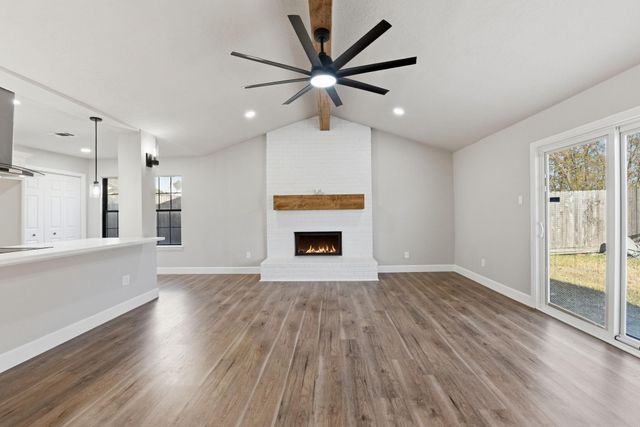 17530 S Compass Rose Circle, Crosby, TX 77532