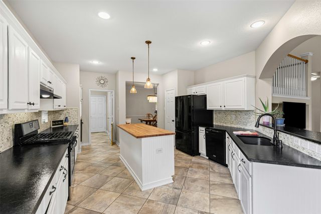1475 Applewood Drive, Keller, TX 76248