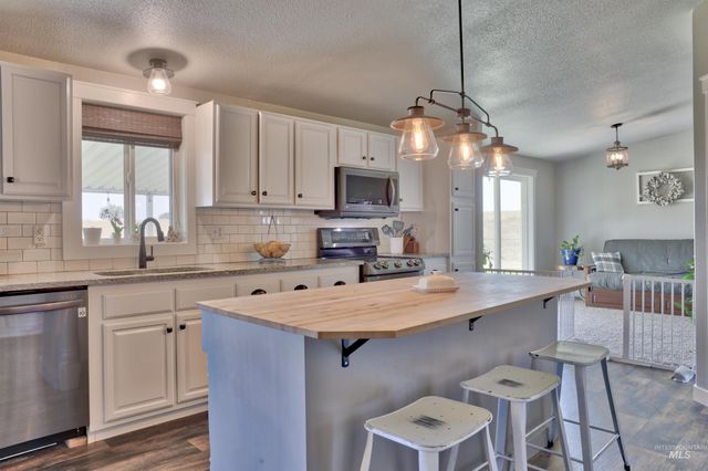 29492 Farmway, Caldwell, ID 83607