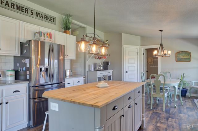 29492 Farmway, Caldwell, ID 83607