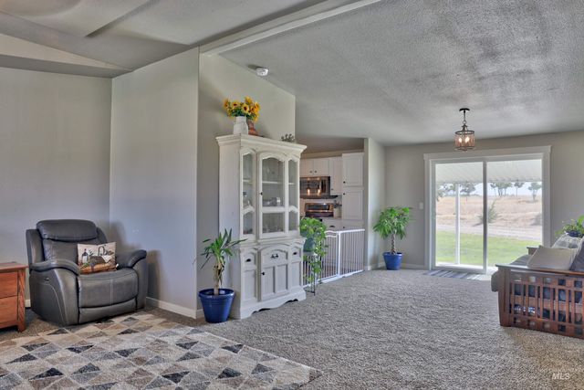 29492 Farmway, Caldwell, ID 83607