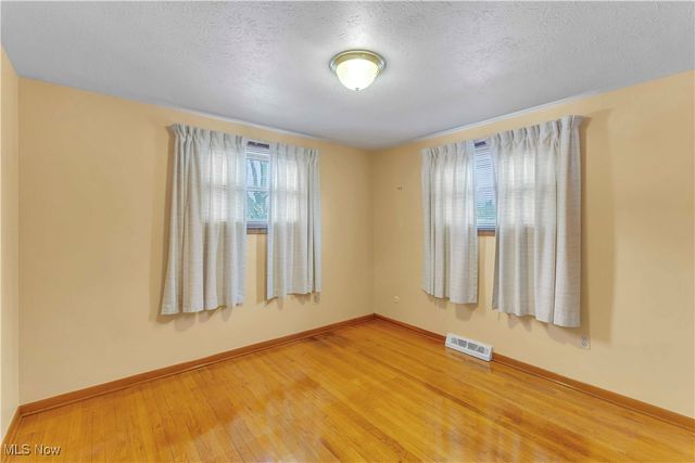 27984 Wisteria Drive, North Olmsted, OH 44070