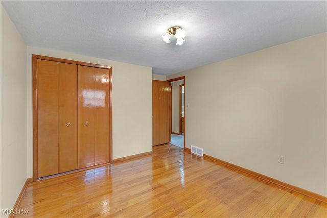 27984 Wisteria Drive, North Olmsted, OH 44070