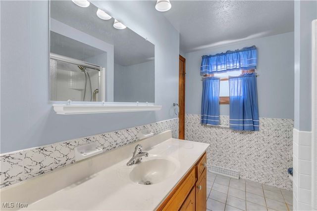 27984 Wisteria Drive, North Olmsted, OH 44070