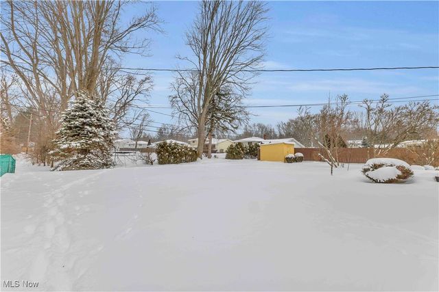 27984 Wisteria Drive, North Olmsted, OH 44070