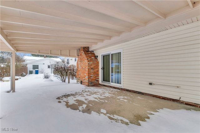 27984 Wisteria Drive, North Olmsted, OH 44070