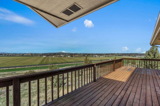 191 SW Cascade Lane, Madras, OR 97741