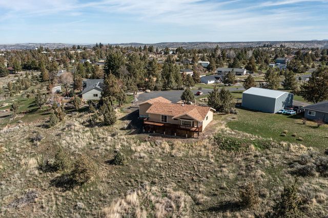 191 SW Cascade Lane, Madras, OR 97741