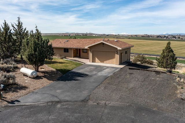 191 SW Cascade Lane, Madras, OR 97741