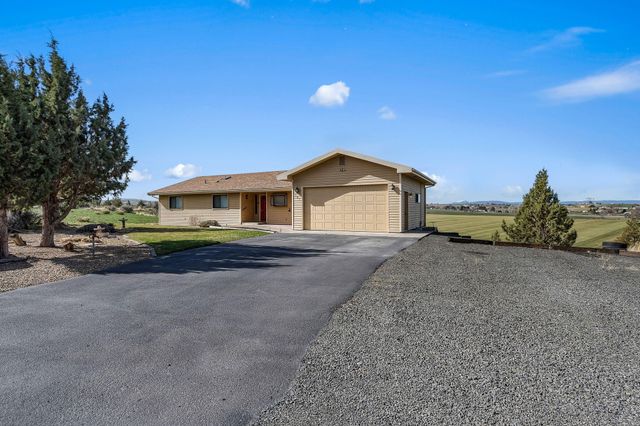 191 SW Cascade Lane, Madras, OR 97741