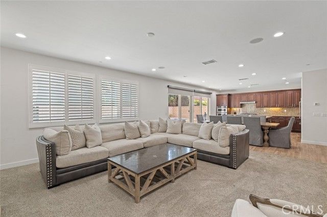 5568 Ozawa, La Palma, CA 90623