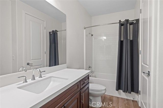 5568 Ozawa, La Palma, CA 90623