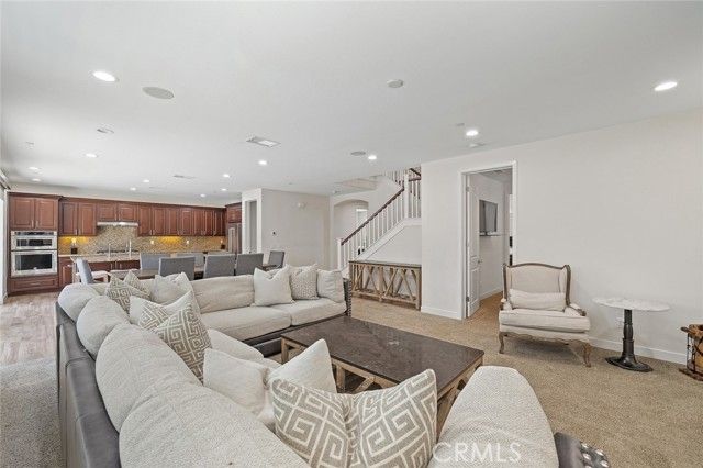 5568 Ozawa, La Palma, CA 90623