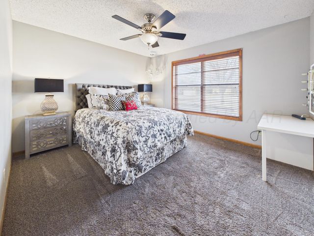 2522 N EVERGREEN Street, Pampa, TX 79065